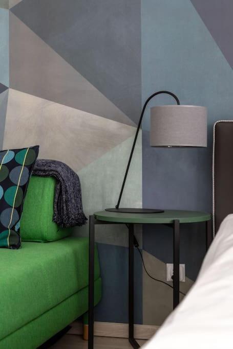 Apartment Private Hideaway On Corvin Promenade - 021 Budapest